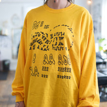 ONE-OFF ~ SORRY I AM AN ARTIST ~ golden long sleeve (size XL)