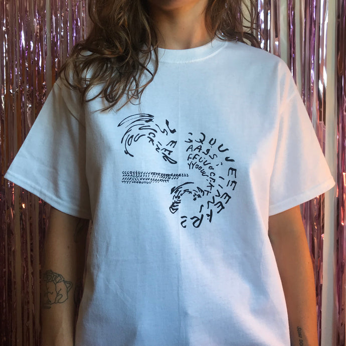 QUEER tee